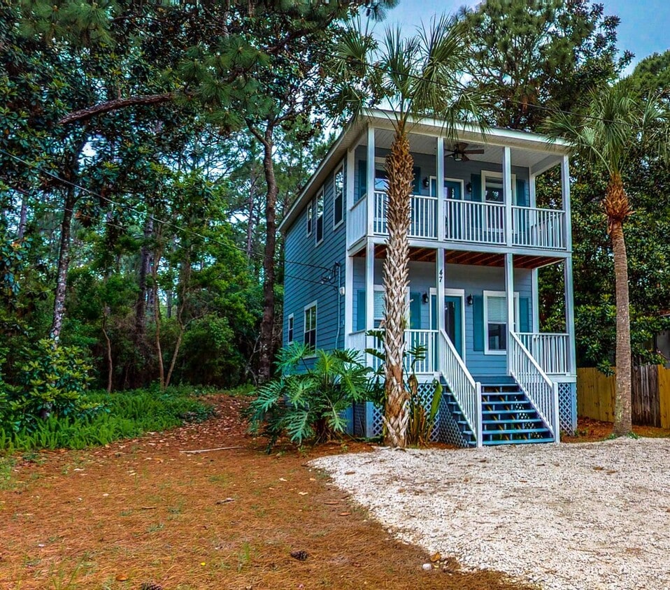 Primary Photo - Beautiful 2/2 stand alone home in Santa Ro...