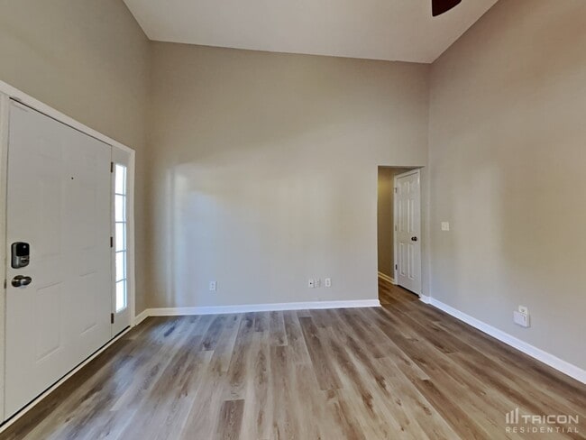 Building Photo - 374 Chesapeake Way