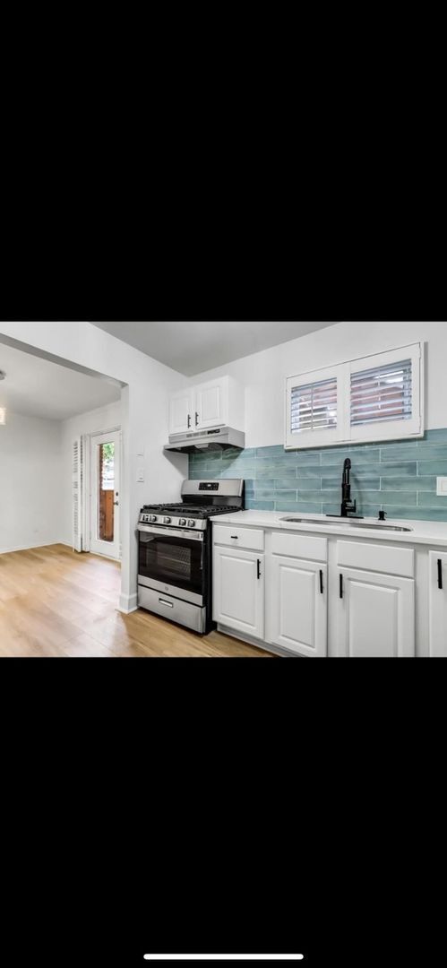 Foto del edificio - 5632 Kingsport Dr