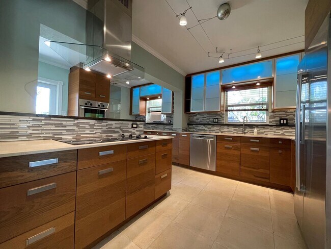 Foto del edificio - 1754 NE 47th St