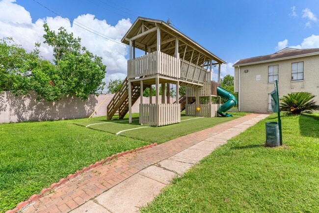 Building Photo - 6700 S Dairy Ashford Rd