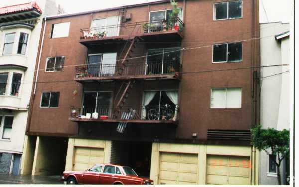 Building Photo - 1519 Oak St