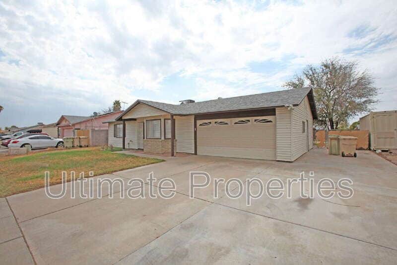 Building Photo - 6207 W Marconi Ave
