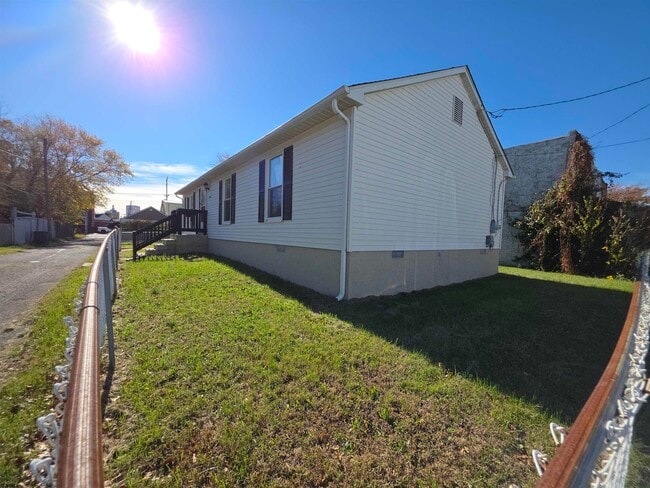 Building Photo - 1804 McKinley Ave