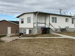 Building Photo - 345 E 400 N