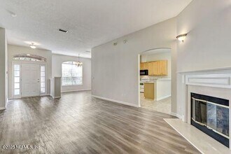 Building Photo - 749 Grand Parke Dr