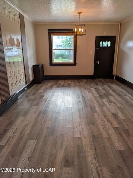 Foto del edificio - 203 Lyndwood Ave