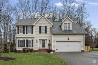Building Photo - 9816 Pine Creek Ct