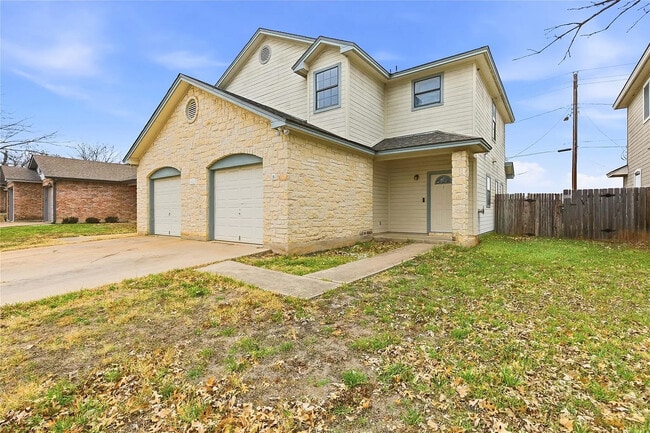 Foto del edificio - Room in Duplex on Gwendolyn Ln