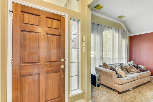 Foto del edificio - 317 Vantage Pointe Cir