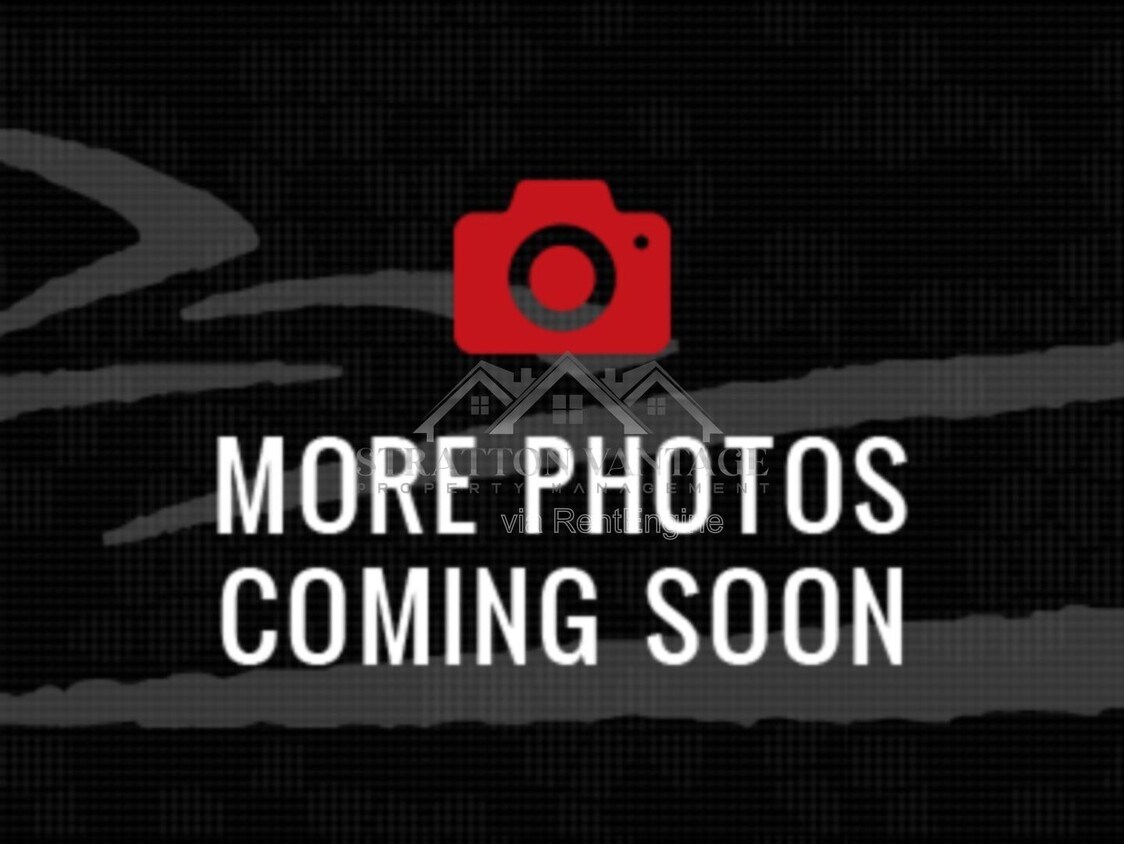 Building Photo - 3950 W Saragosa St