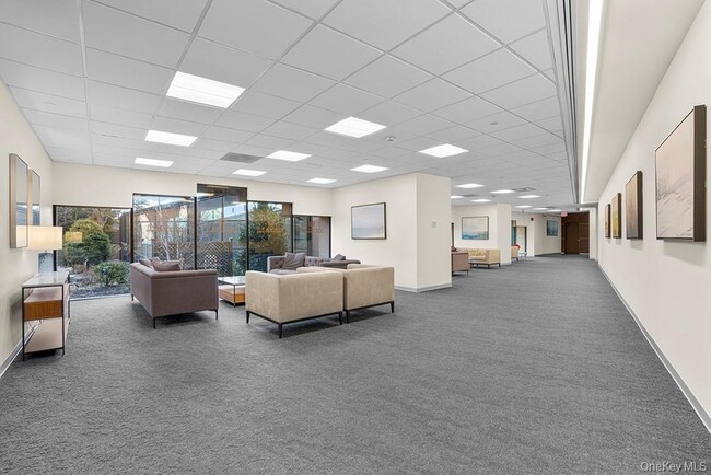 Building Photo - 4 Martine Ave