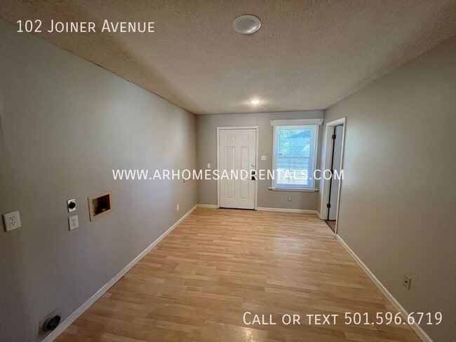 Foto del edificio - 102 Joiner Ave