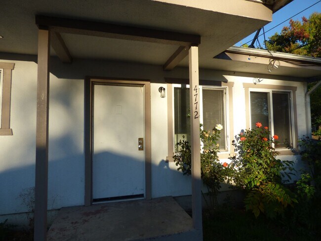 Foto del edificio - 4772/4776/4782 Sunnyview Rd NE Salem, OR 97305