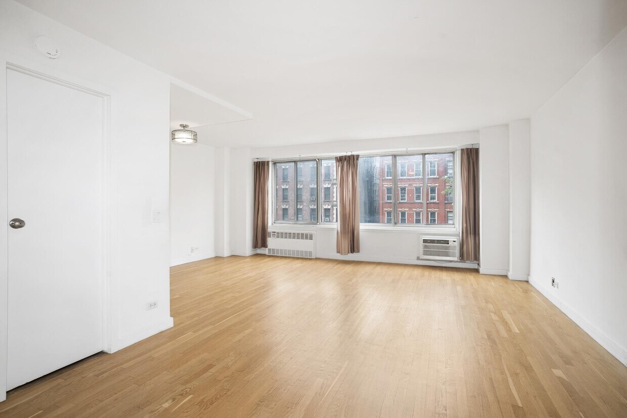 400 Central Park West Blvd Unit 4F, New York, NY 10025 Apartment for