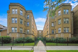 Building Photo - 4829 N Springfield Ave
