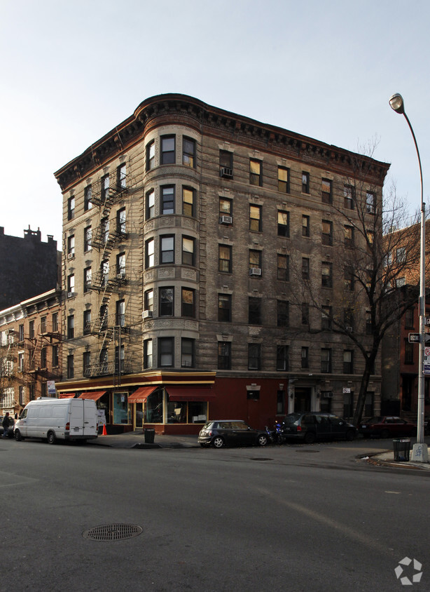 Primary Photo - 113 Greenwich St