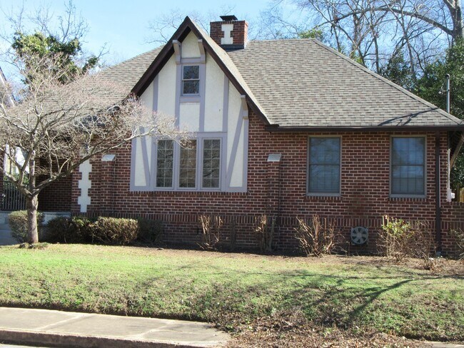Foto del edificio - Great Home close to Downtown