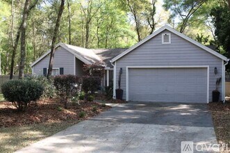 Building Photo - 9947 SW 54th Ln