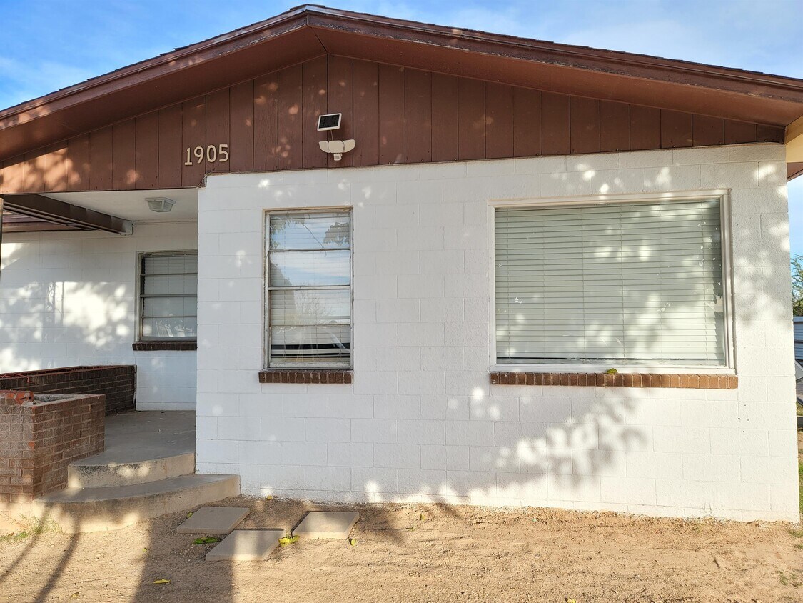 Foto principal - 1905 N Garden Ave