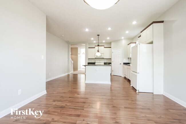 Foto del edificio - 927 S Summerhaven Ct