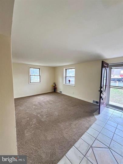 Building Photo - 1226 E Newport Pike