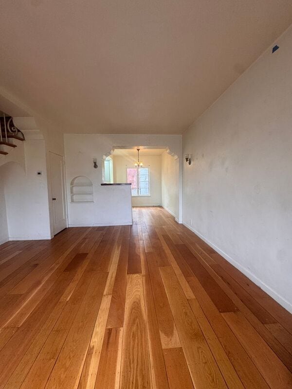 Foto del edificio - 27 Excelsior Ct