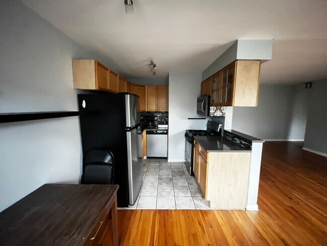 Foto del edificio - 2424 W Estes Ave