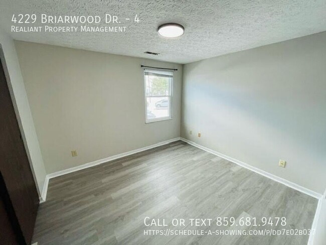 Building Photo - 4229 Briarwood Dr