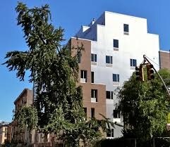 Primary Photo - 152 E 118th St