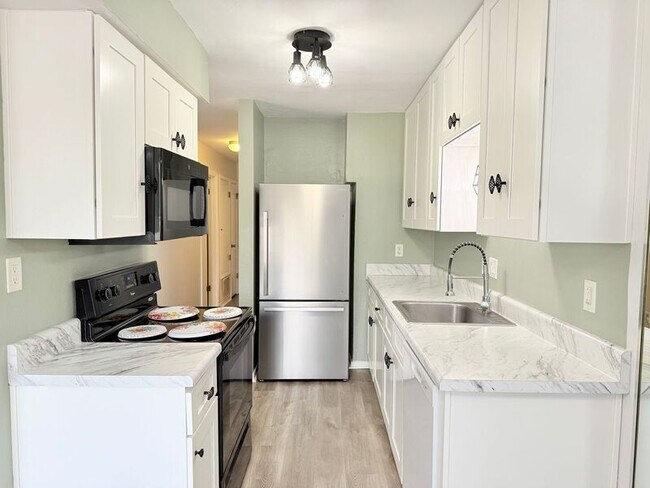 Foto del edificio - 4424 Bellview Ave