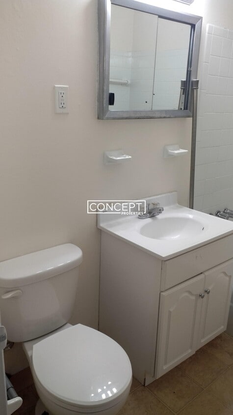 Building Photo - 66 Homer Ave