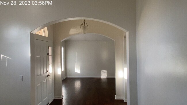 Building Photo - Charming 3 bedroom home for rent.