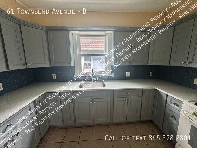 Foto del edificio - 61 Townsend Ave