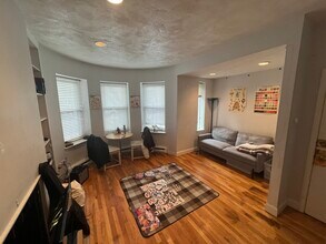 Building Photo - 57 Westland Ave