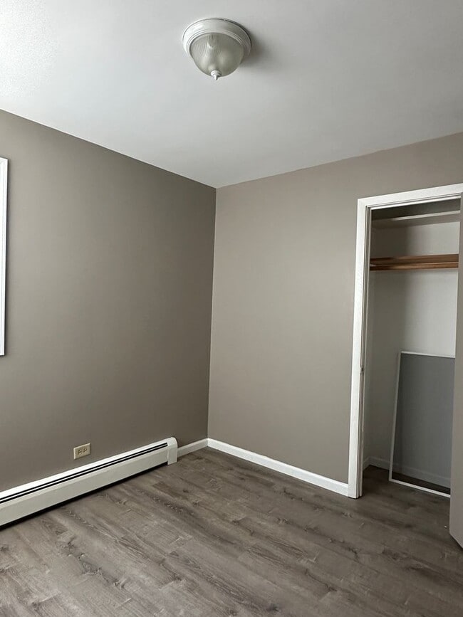 Foto del edificio - 6011 W Gunnison St