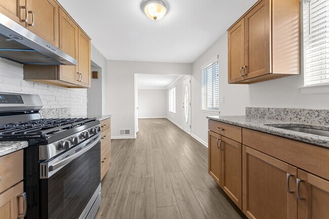 Foto del edificio - 8315 Flamingo St