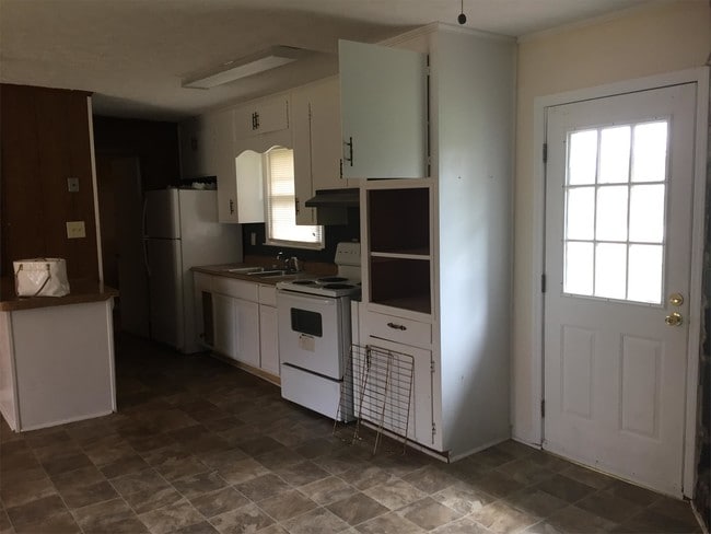 Building Photo - 1122 E Mcintosh Rd