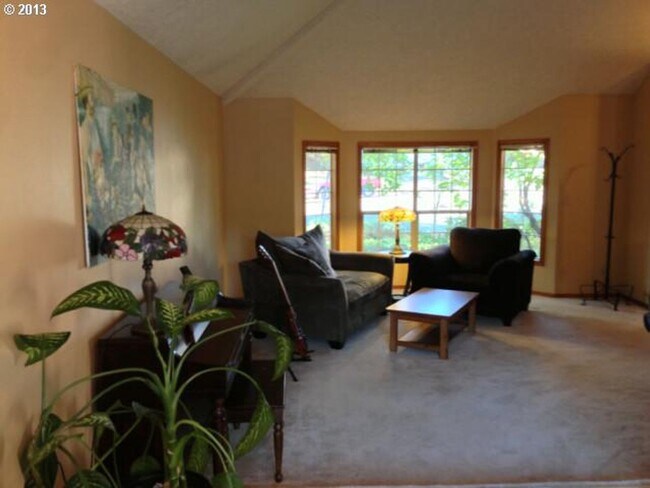 Foto del edificio - 2228 NW 159th Pl