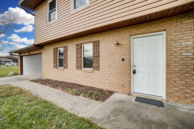 Front Door - 805 Trustway Ct