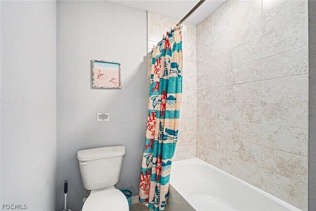 Building Photo - 3217 NW 3rd Ave