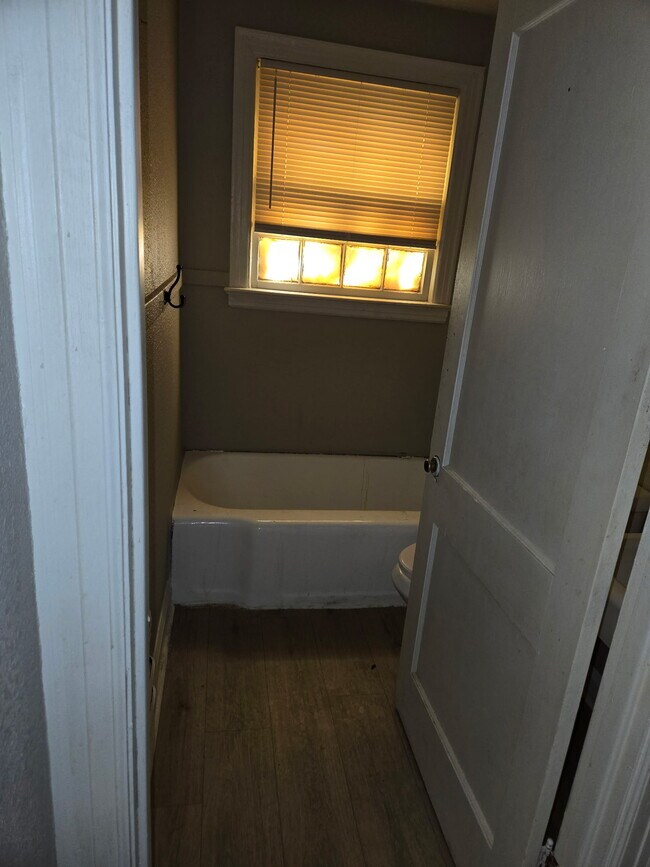 Foto del edificio - 1518 Chandler St