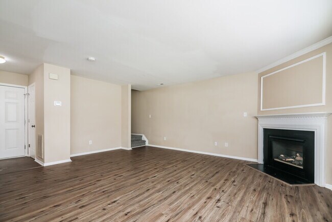 Foto del edificio - 4433 River Edge Dr