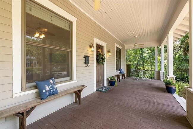 Foto del edificio - 2 Bed 2 Bath House in Duckpond with 2 Car Garage!