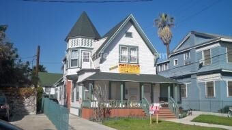 Primary Photo - 2643 Monmouth Ave