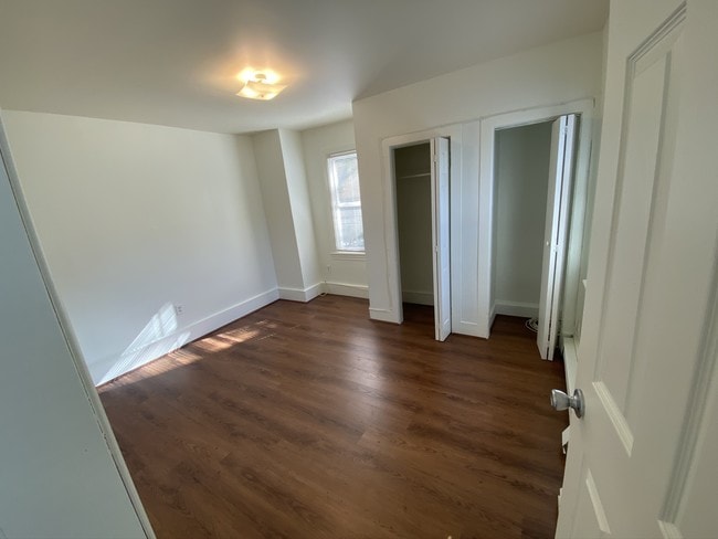 Bedroom - 814 Ferry St