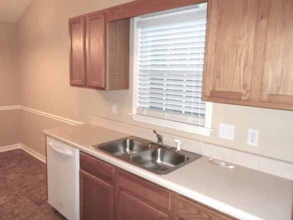 Foto del edificio - 2657 Wynbrook Dr
