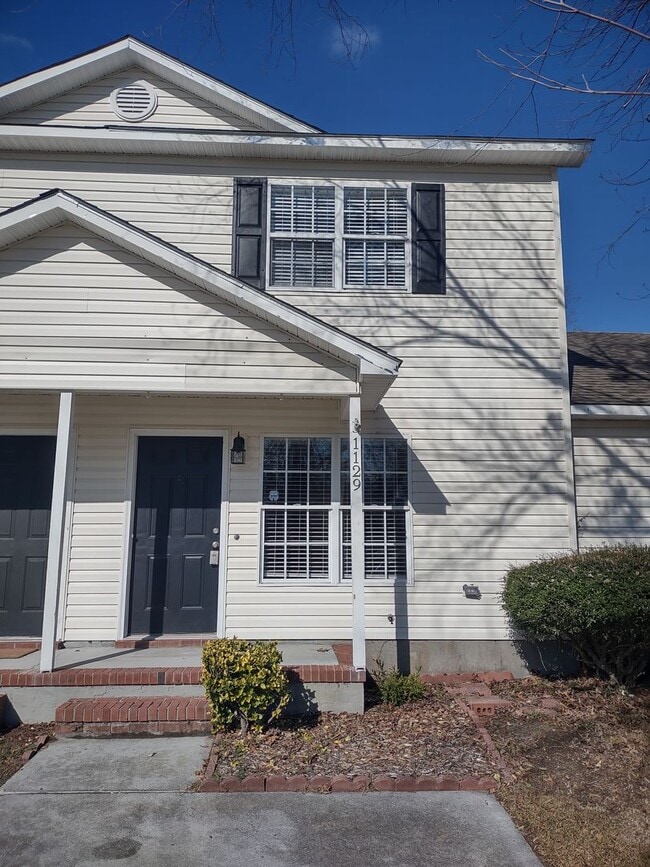 Building Photo - 1129 W Pueblo Dr