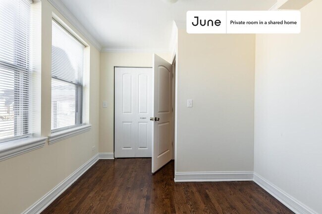 Foto del edificio - Room in Shared 4 bed/2 bath home