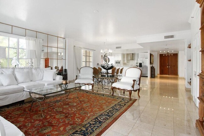 Foto del edificio - 2124 Fisher Island Dr
